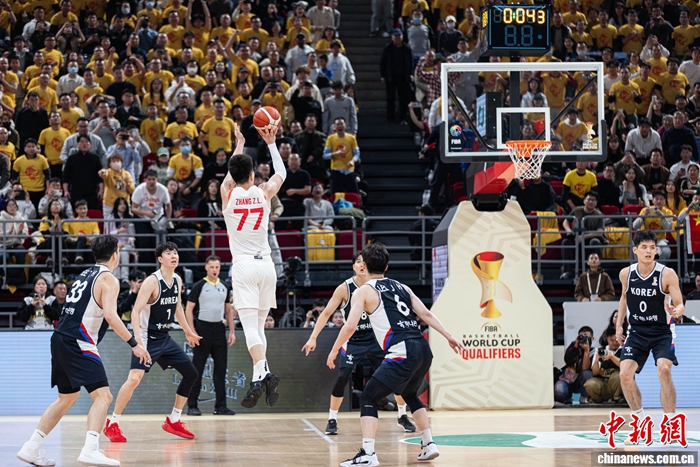 反扑为时过晚：中国男篮世预赛再负韩国，连败