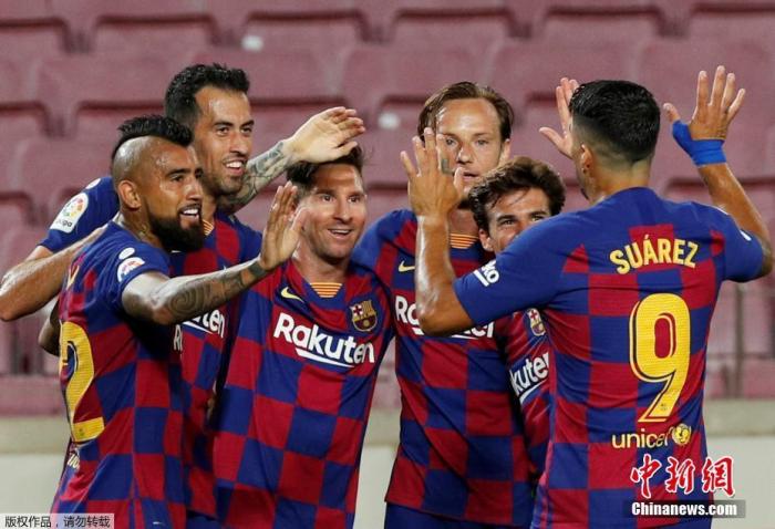 梅西正式宣布离队 巴萨未回应解约条款